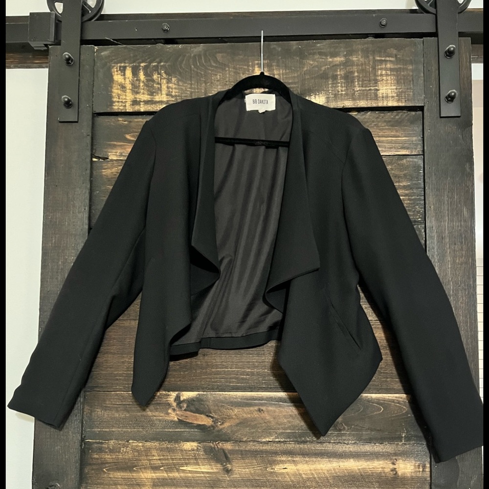 • BB Dakota • Black Blazer •